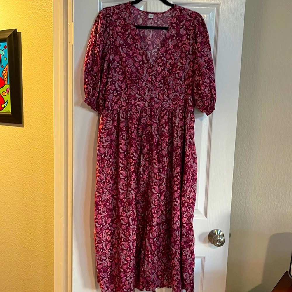 Short sleeve midi dress